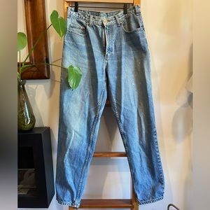 Vintage Bill Blass SZ 32x32 Distressed Jeans!
